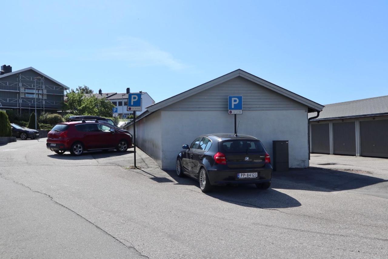 Praktisk Leilighet I Kristiansand Til 5 Exterior photo