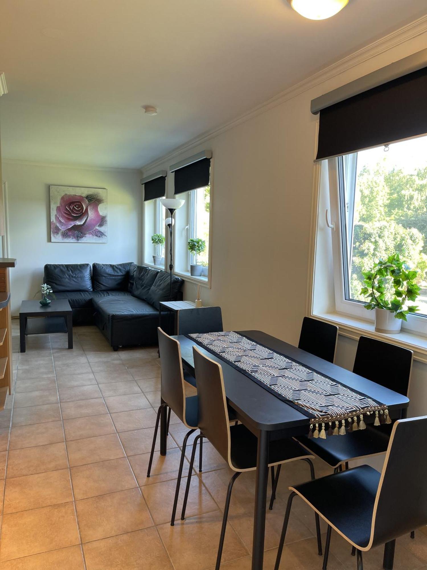 Praktisk Leilighet I Kristiansand Til 5 Exterior photo